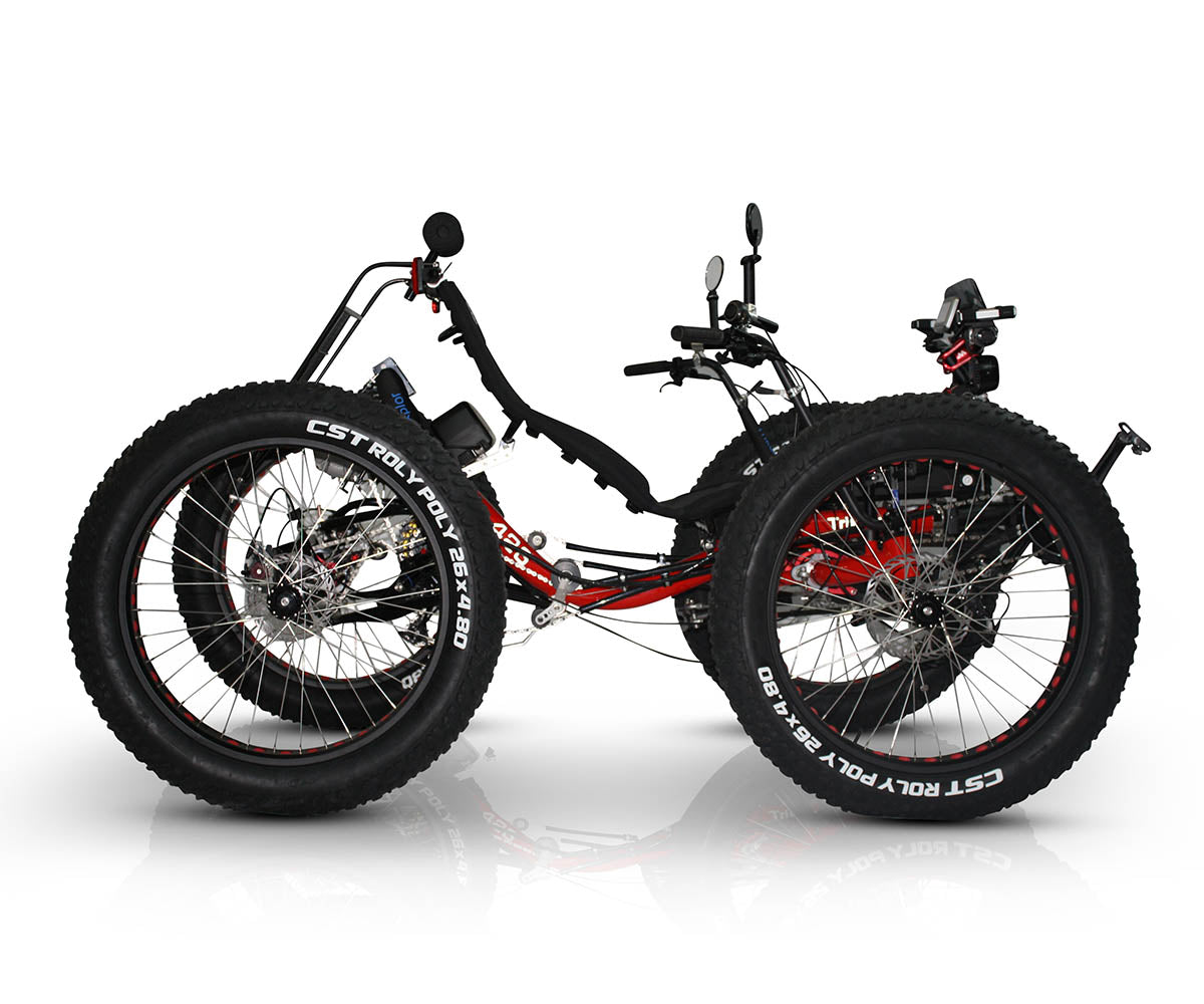 Side view of TrikExplor F426e with red frame and inclined recumbent seat